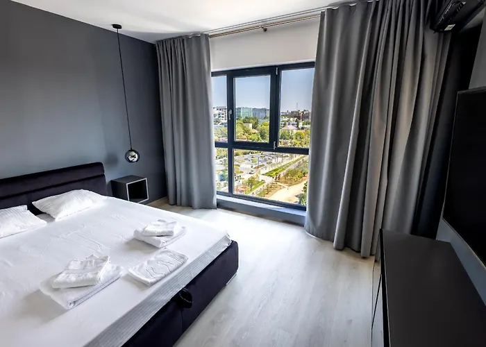 Panoramic Studio 464